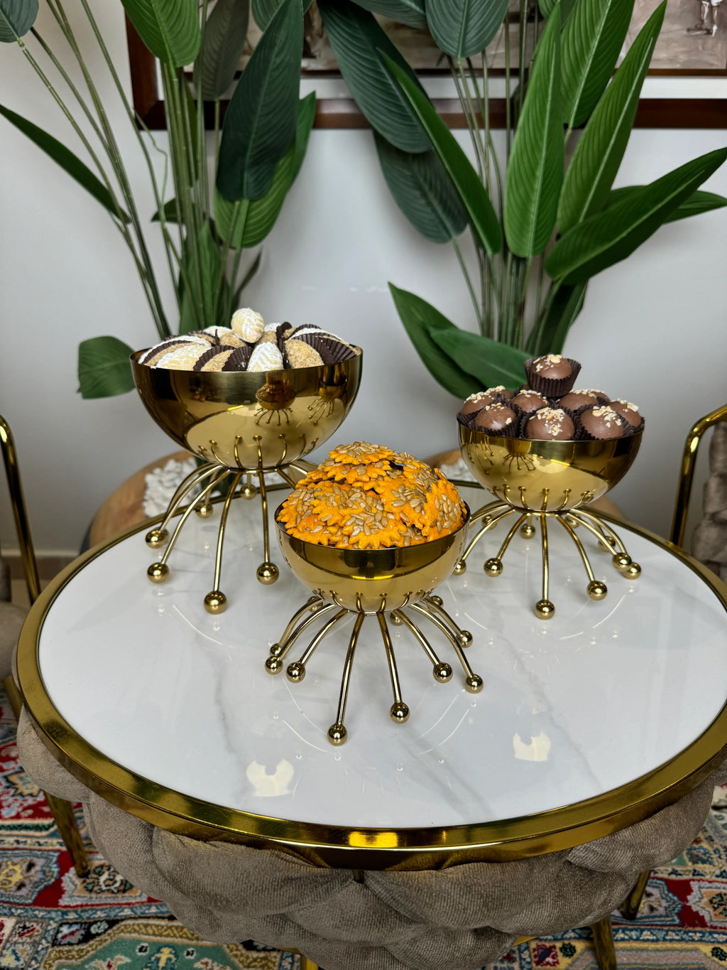 Bols dorés + cadeaux